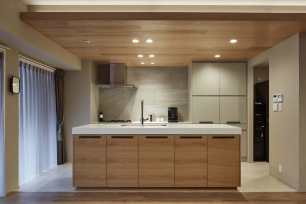 まとまりのあるエントランス玄関へリフォーム